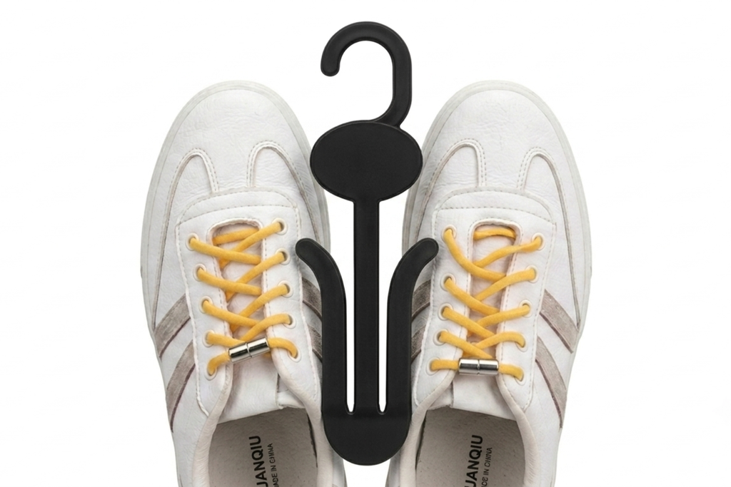 Cintre porte chaussures fonctionnel